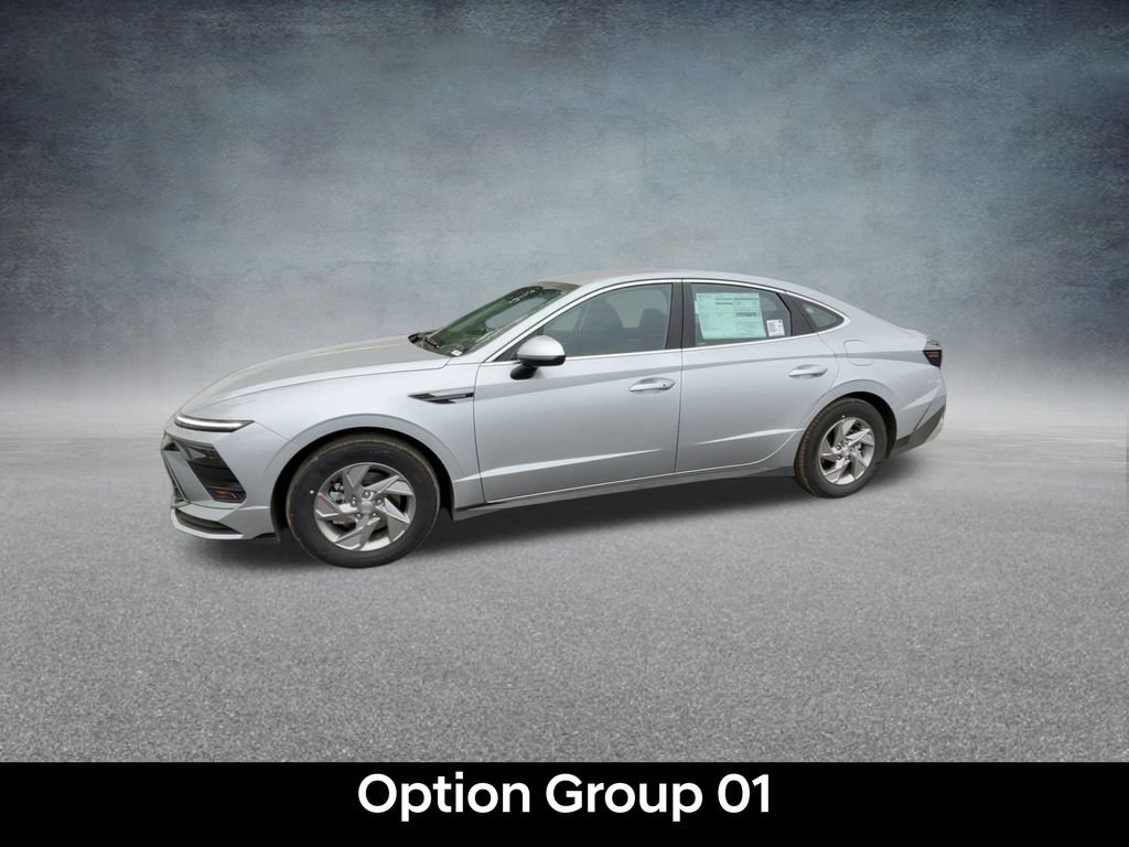 Certified Used 2026 Aero Silver Hyundai SE image 11
