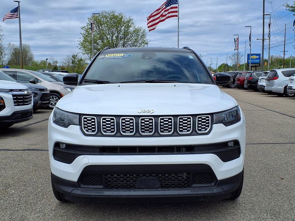 2025 Jeep Compass Limited - Photo 2