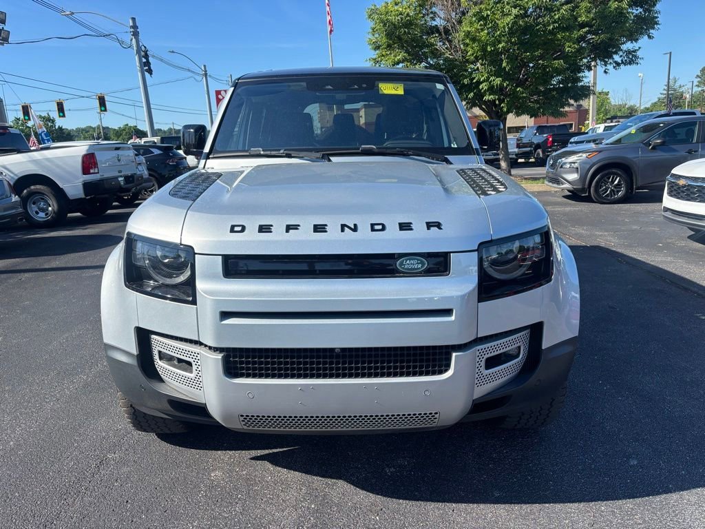 2020 Land Rover Defender First Edition - Photo 4
