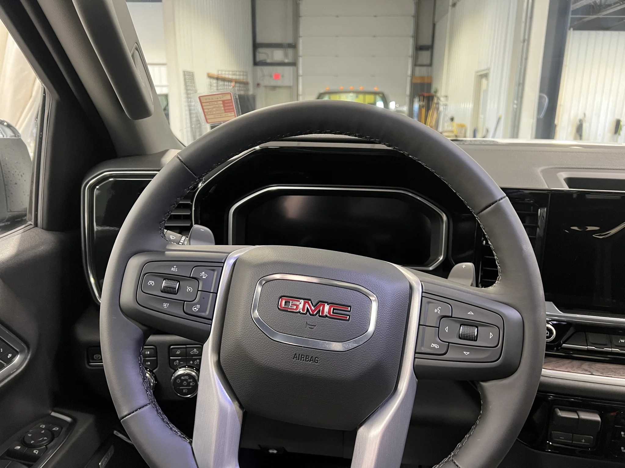 2026 GMC Sierra 1500 SLT - Photo 11