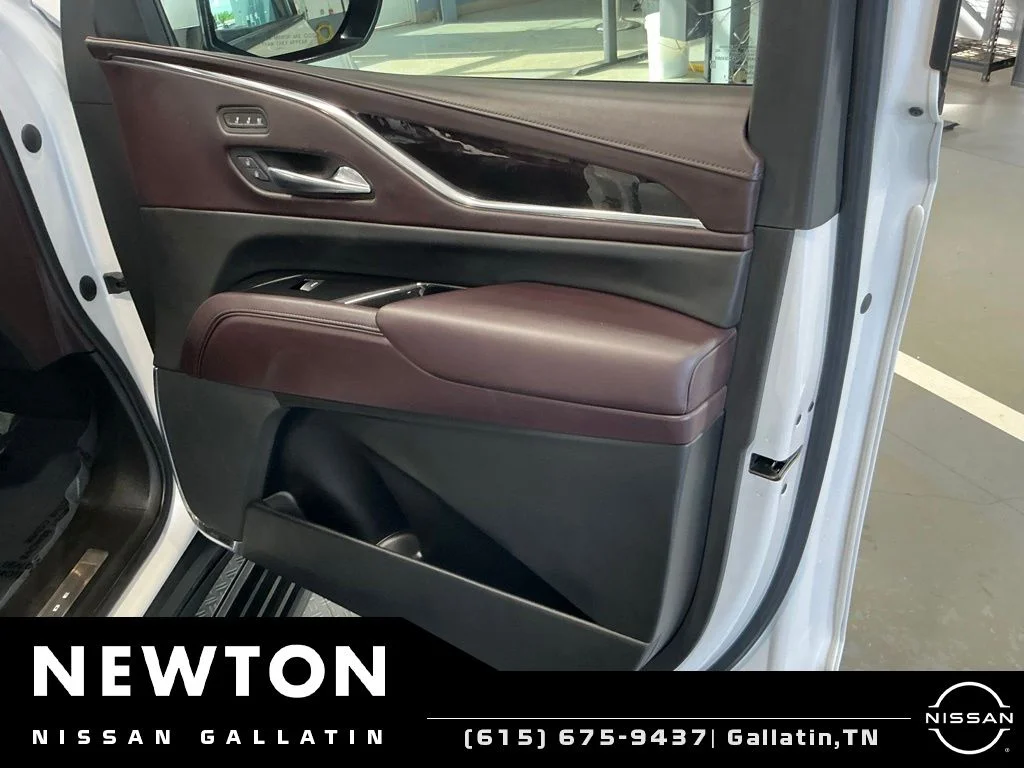 Used 2021 Crystal White Tricoat Cadillac Sport Platinum image 36
