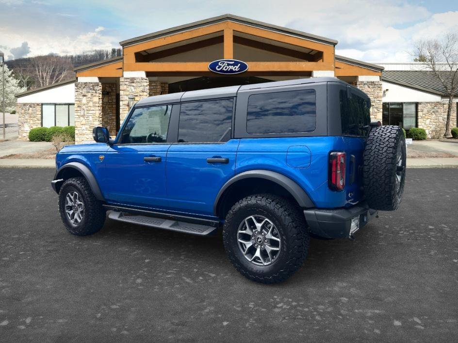 Used 2025 Blue Metallic Ford Badlands image 6