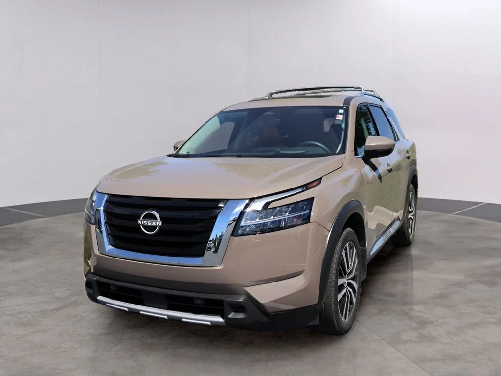 2024 Nissan Pathfinder Platinum 4WD's photo