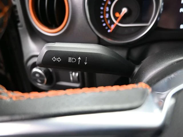 Used 2023 Black Jeep Mojave image 32