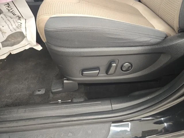 Used 2023 Twilight Black Hyundai SEL image 34