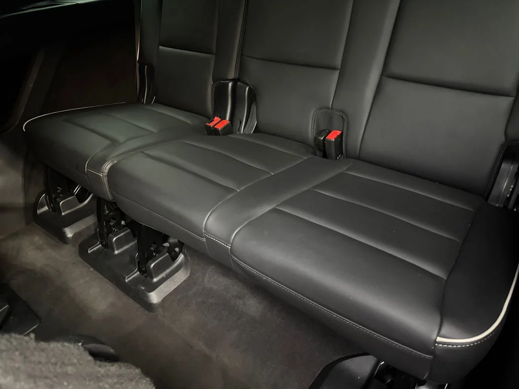 Used 2023 Black Cadillac Sport image 40