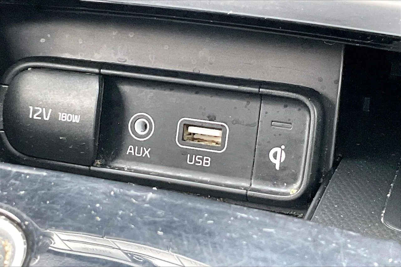 Used 2020  Kia GT-Line image 19