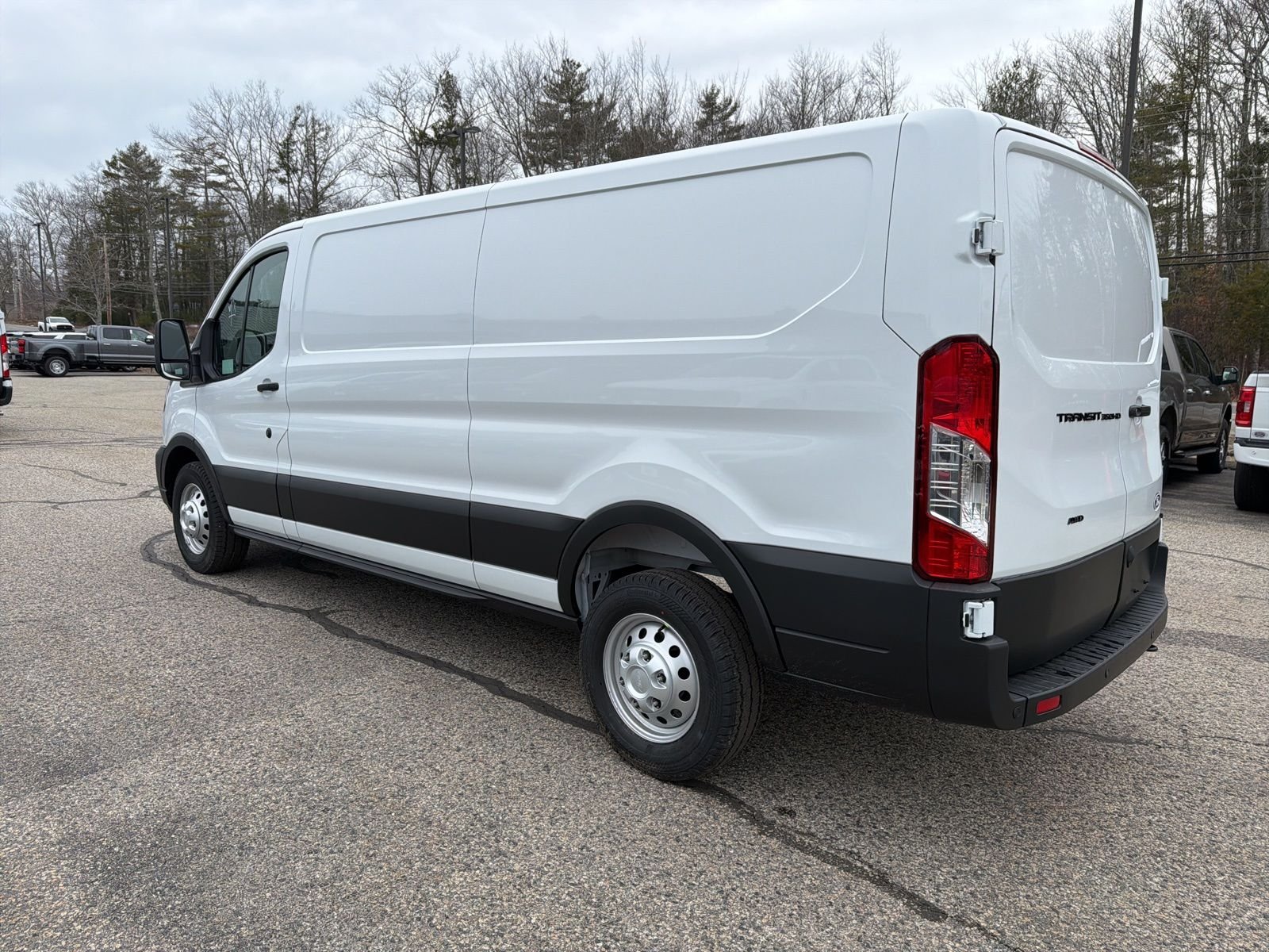 New 2026 Oxford White Ford Cargo Van image 5