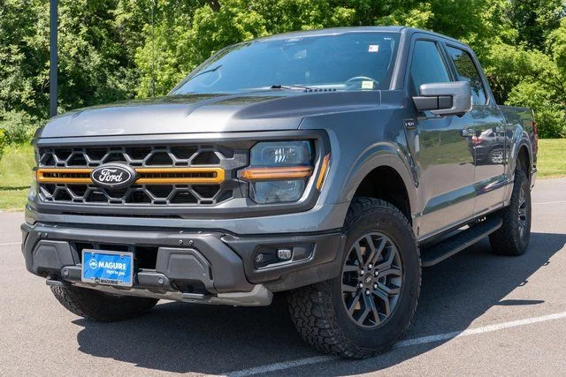 Used 2025 Gray Ford Tremor image 1