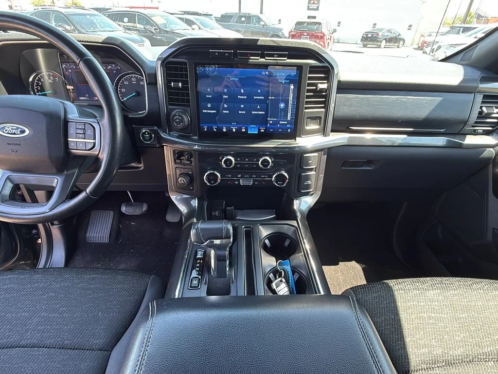 Used 2021 Agate Black Metallic Ford XLT image 17