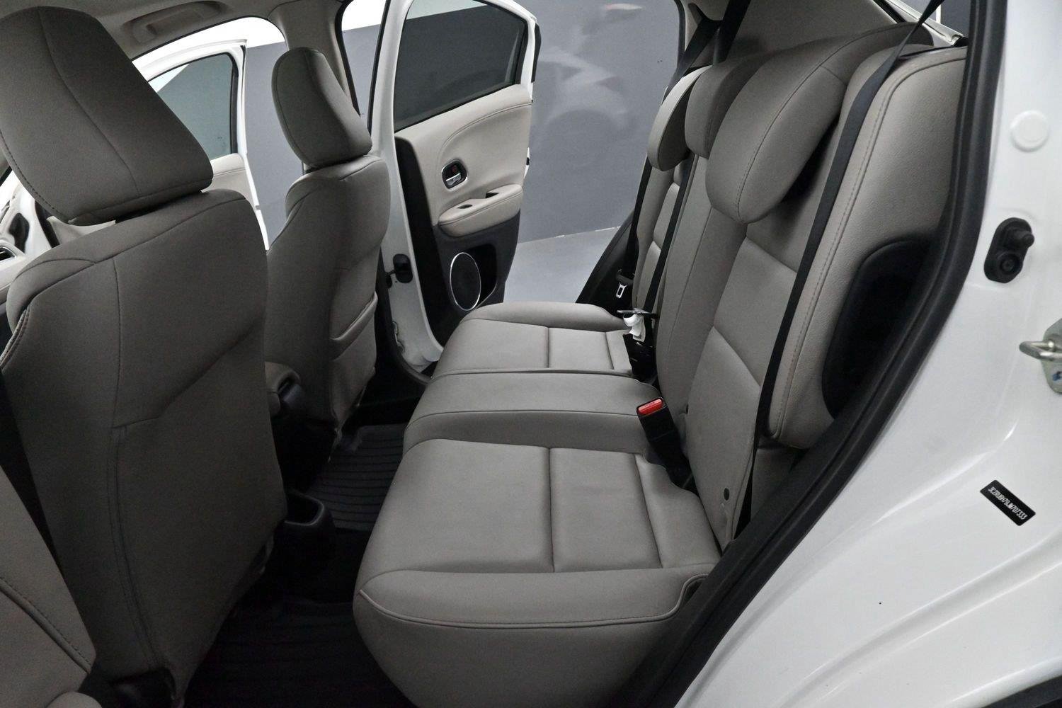 Used 2018 White Orchid Pearl Honda EX-L Navi image 27