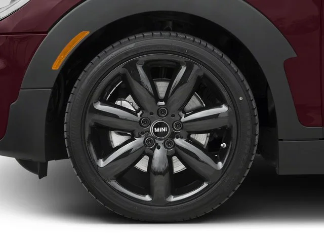 Used 2016 Thunder Gray Metallic MINI Clubman image 10