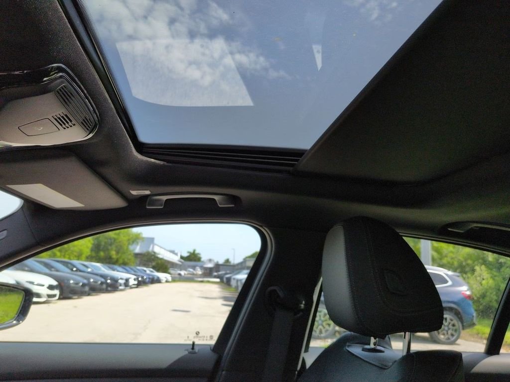 New 2026 Black Sapphire Metallic BMW 330i image 19