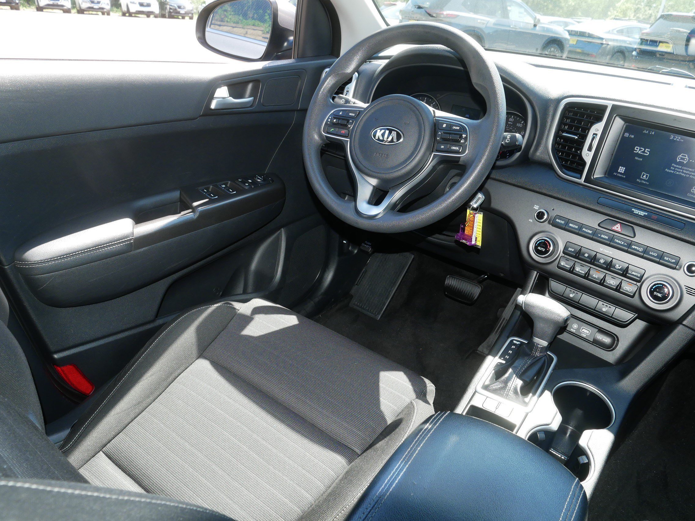 Used 2017 Mineral Silver Kia LX image 9
