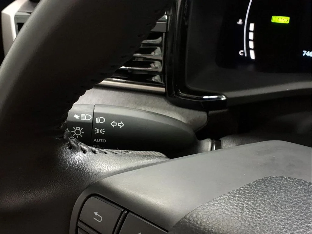 Certified Used 2025 White Toyota LE image 19