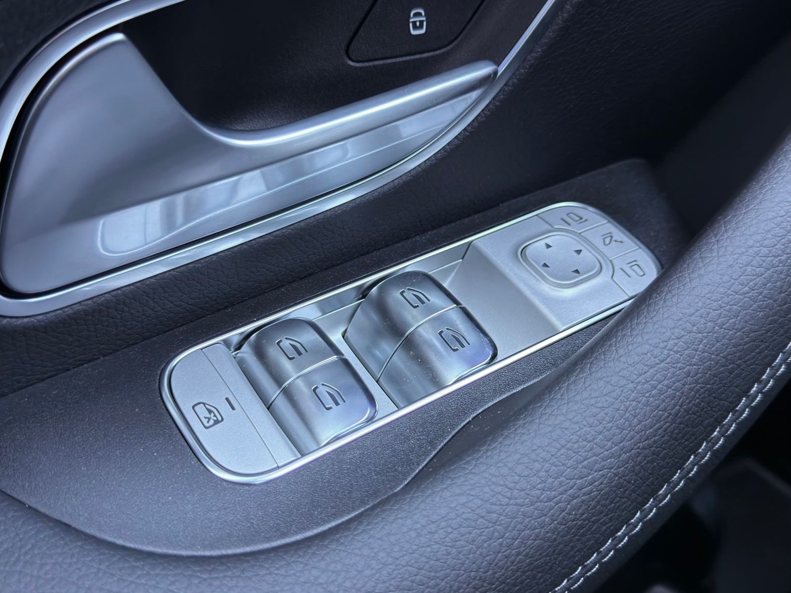 2026 Mercedes-Benz GLE GLE350 - Photo 21