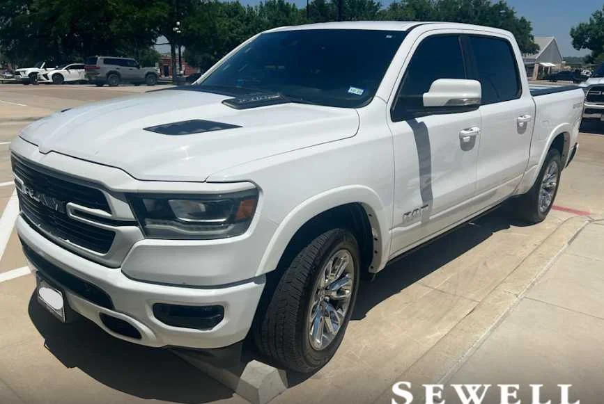 2021 RAM 1500 Laramie 4x4 Crew Cab 5'7's photo