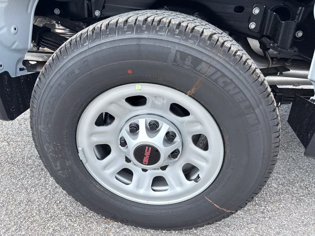 2025 GMC Sierra 2500HD Pro - Photo 43