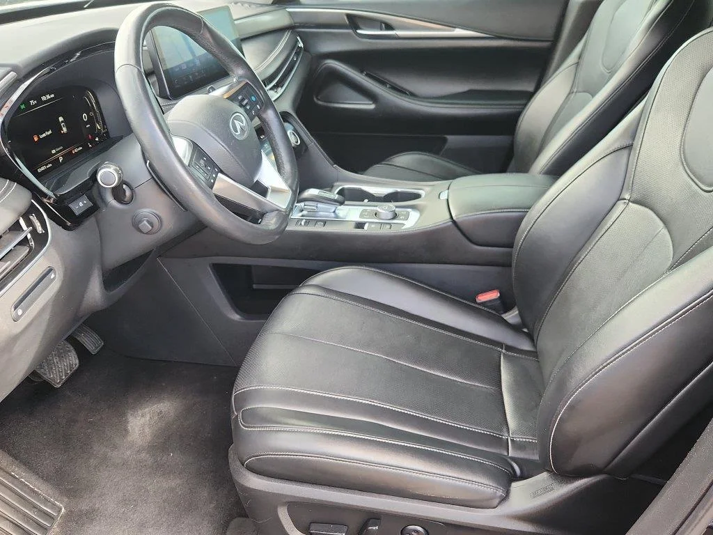 Used 2022 Graphite Shadow INFINITI LUXE image 7