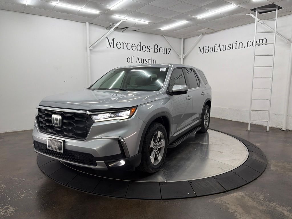 Used 2024 Silver Honda EX-L image 3