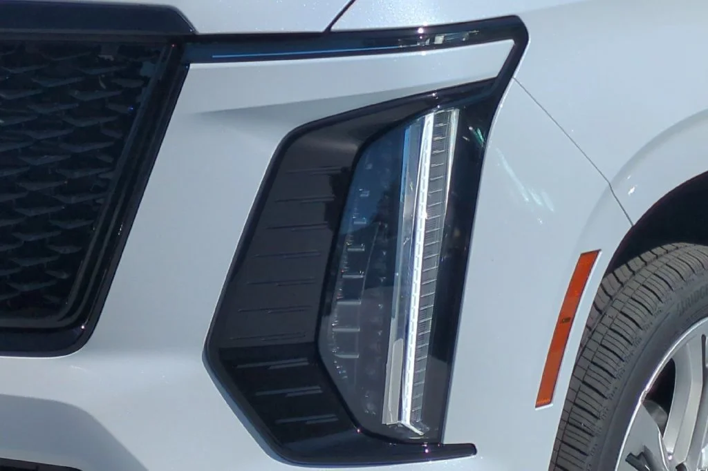2026 Cadillac Escalade ESV Sport - Photo 17