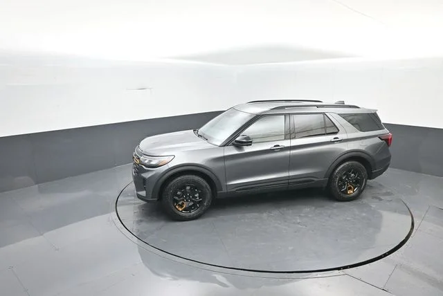 New 2026 Gray Ford Tremor image 23