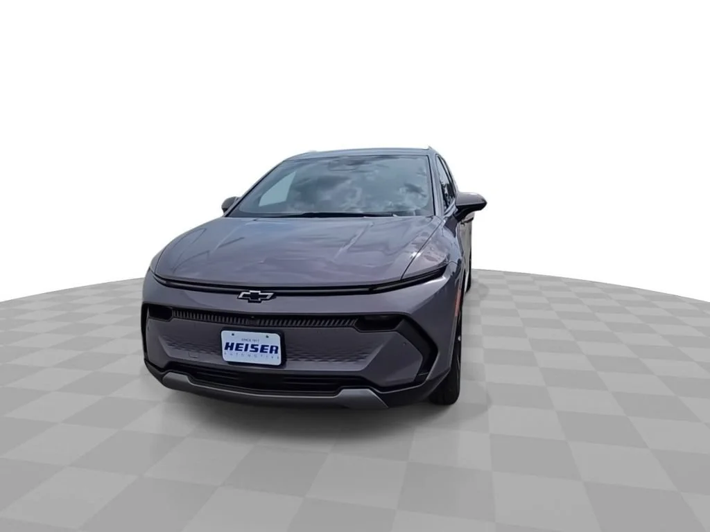 Used 2024 Galaxy Gray Metallic Chevrolet 2LT image 3