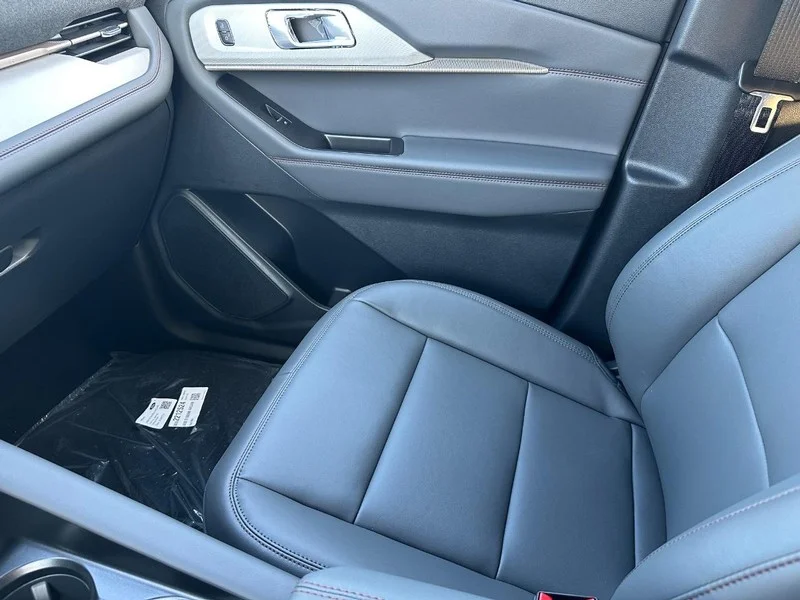 New 2026 Vapor Blue Metallic Ford Active w/100A Pkg 4WD image 16