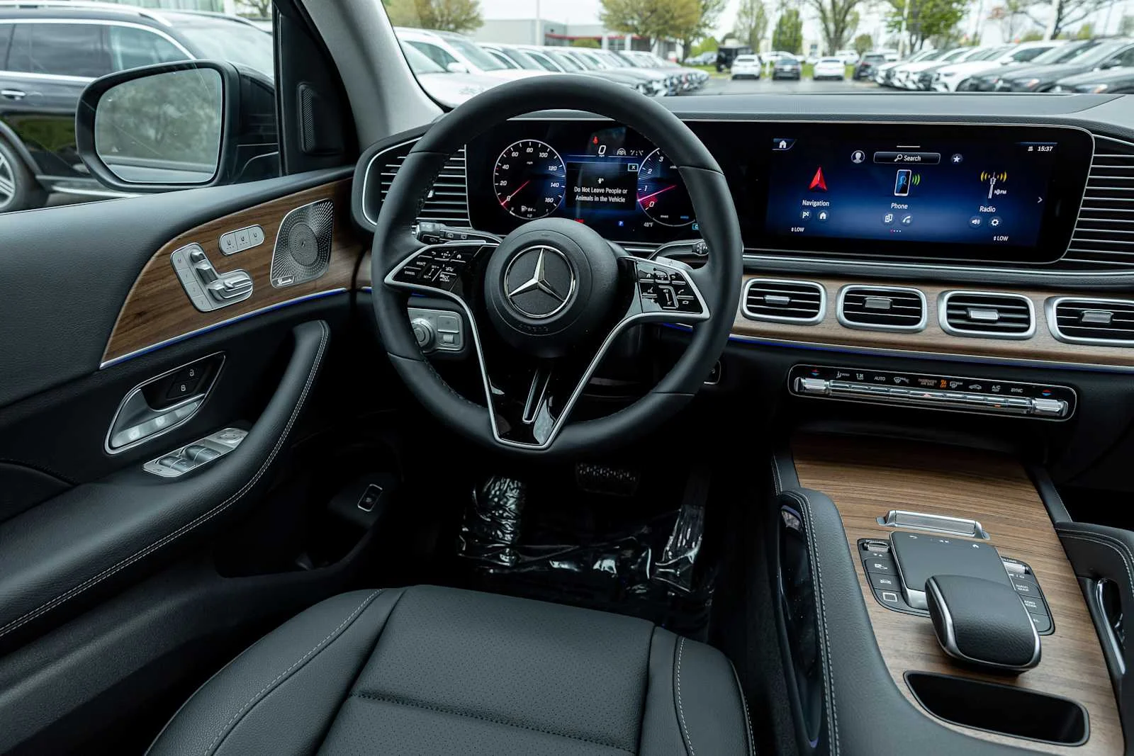 New 2026 Black Mercedes-Benz GLE 450 image 7