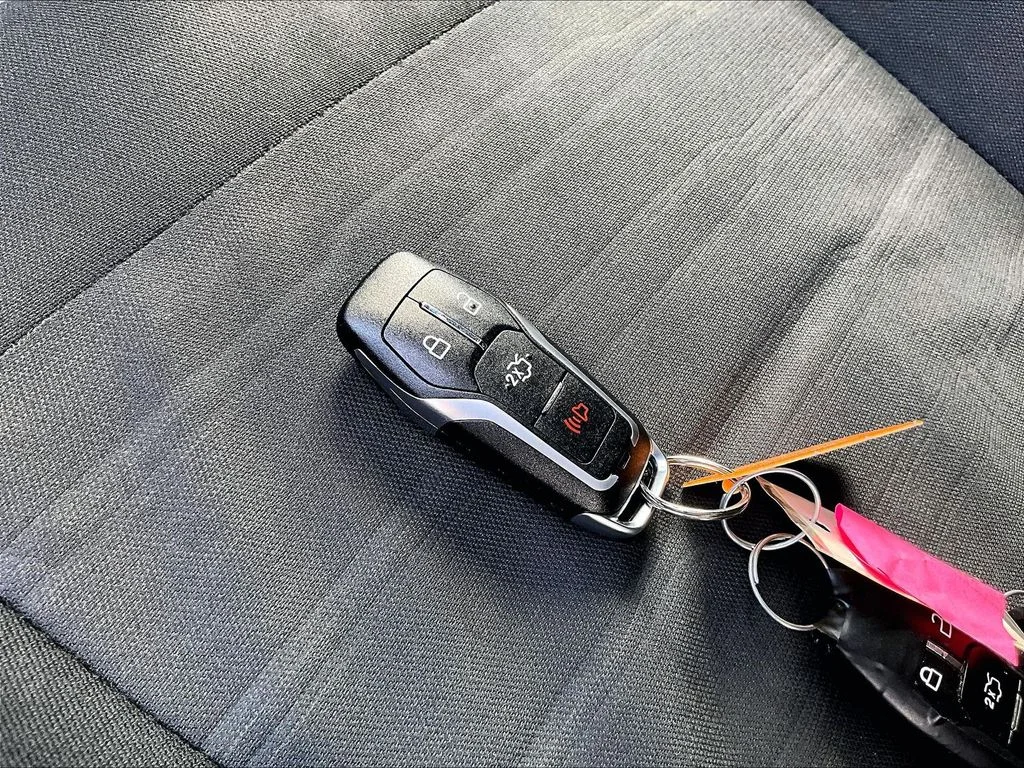 Used 2016 Gray Ford GT image 11