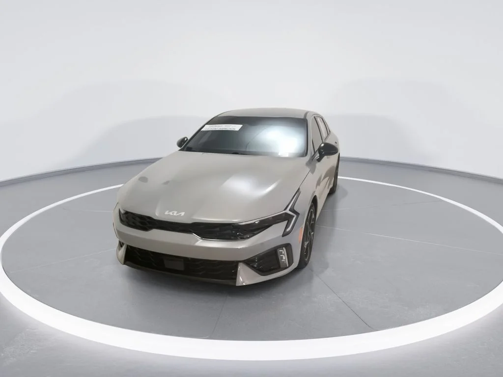 Used 2025 Gray Kia GT-Line image 5