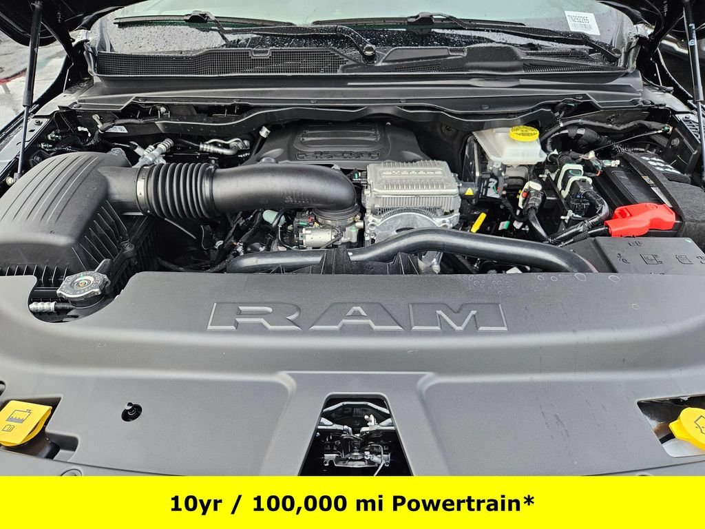 New 2026 Diamond Black Crystal Pearl-Coat Exterior Paint RAM Big Horn/Lone Star image 36
