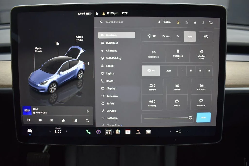 Used 2022 White Tesla Long Range image 15