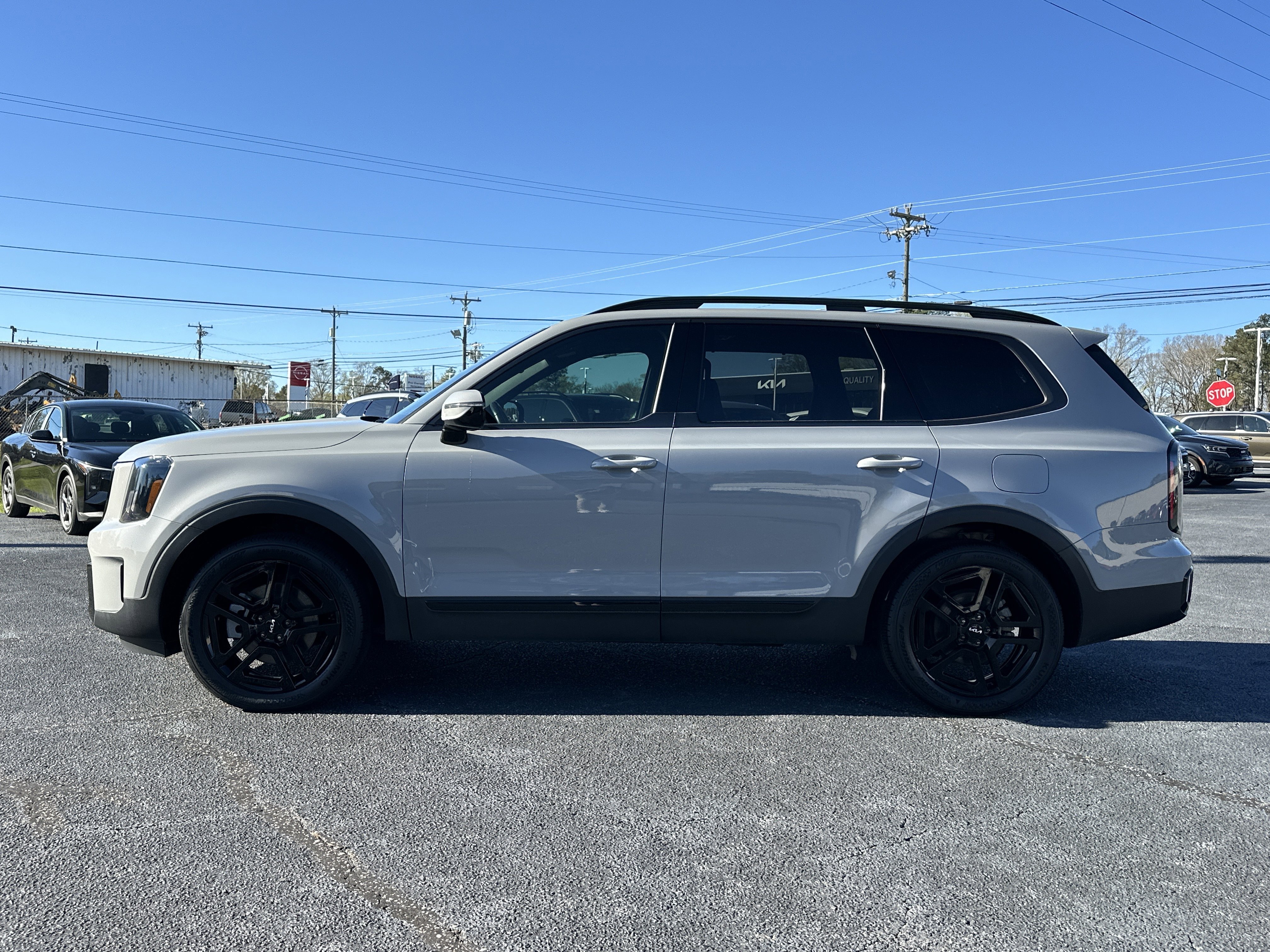Used 2024 Wolf Gray Kia SX X-Line image 5