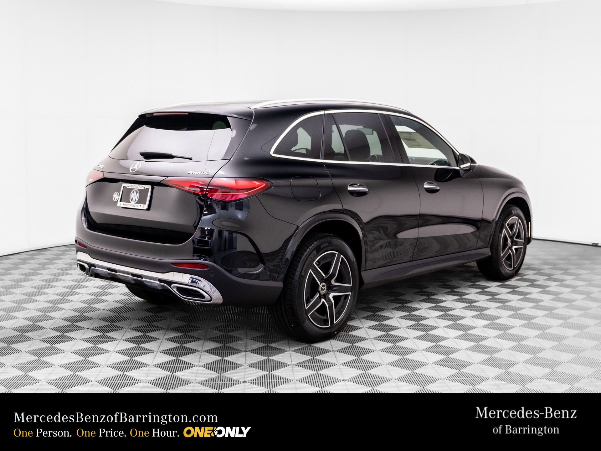 New 2026 Black Mercedes-Benz GLC 300 image 6