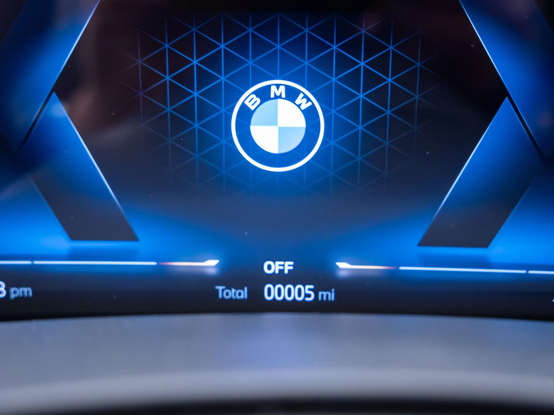 New 2027 White BMW xDrive40i image 21