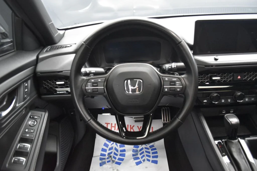 Used 2023 Gray Honda Sport-L image 10