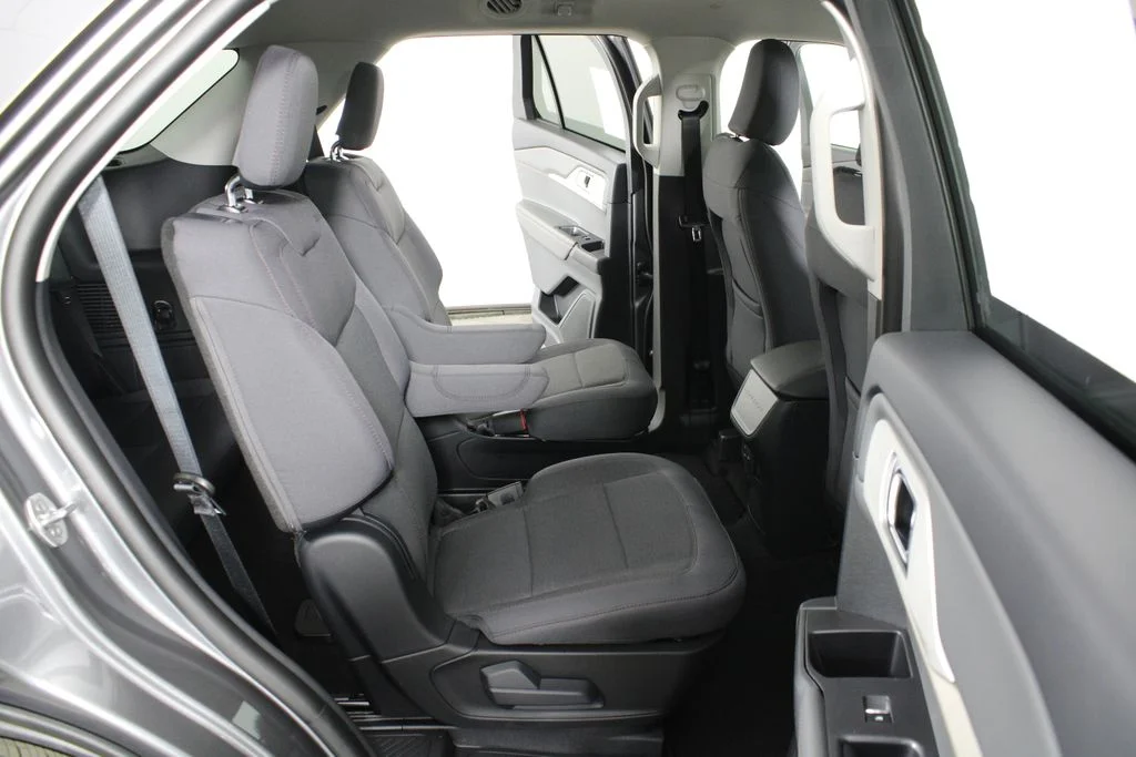 New 2026 Carbonized Gray Metallic Ford Active image 14