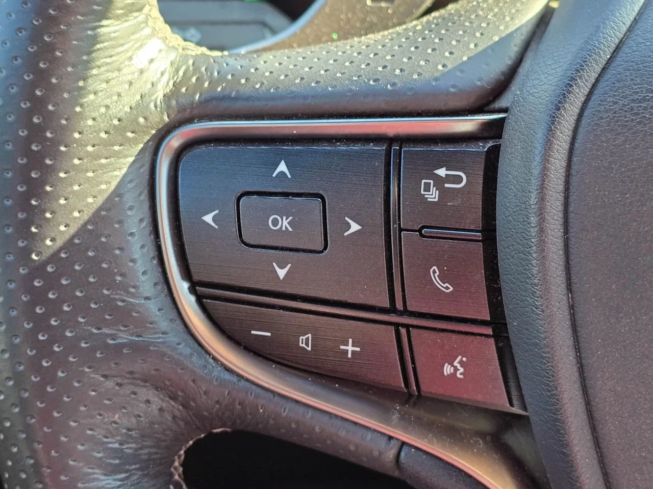 Used 2019 Black Lexus F Sport image 20