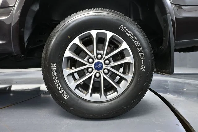 2019 Ford F-150 XLT - Photo 16