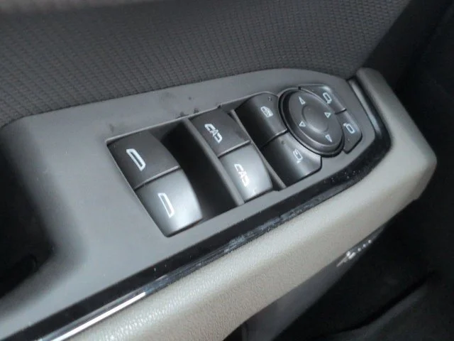 Used 2026 White Chevrolet ZR2 image 25