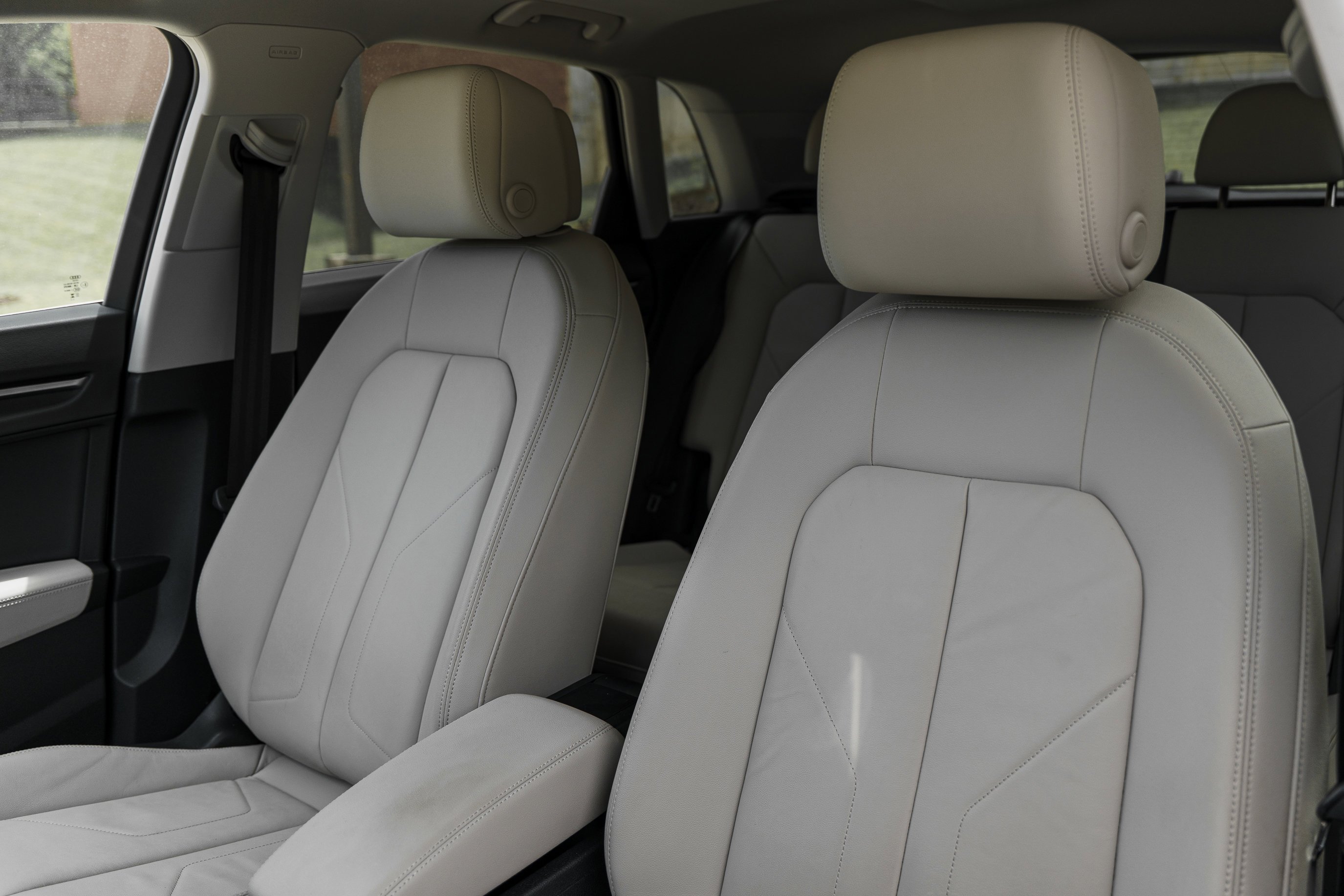 Used 2023 Ibis White Audi Premium image 20