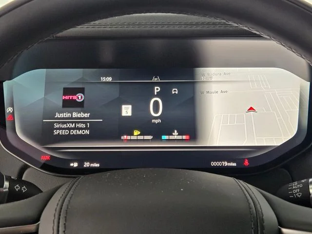 New 2026 Santorini Black Land Rover SE image 27