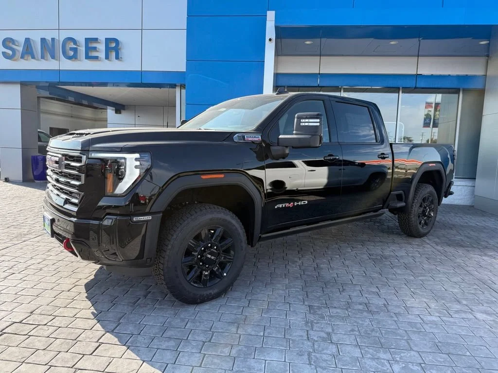 New 2026 Onyx Black GMC AT4 image 4