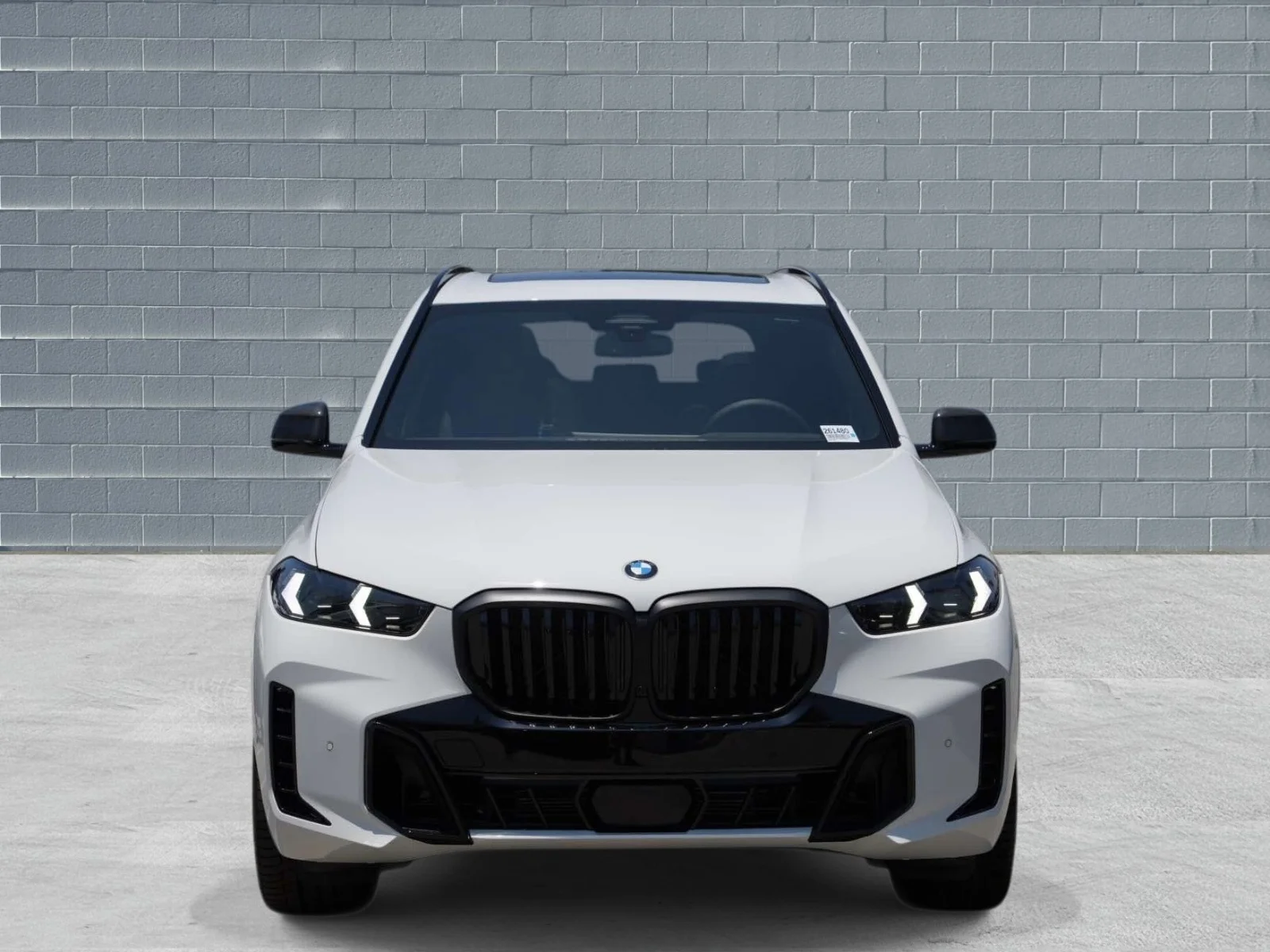 New 2026 Alpine White BMW sDrive40i image 2