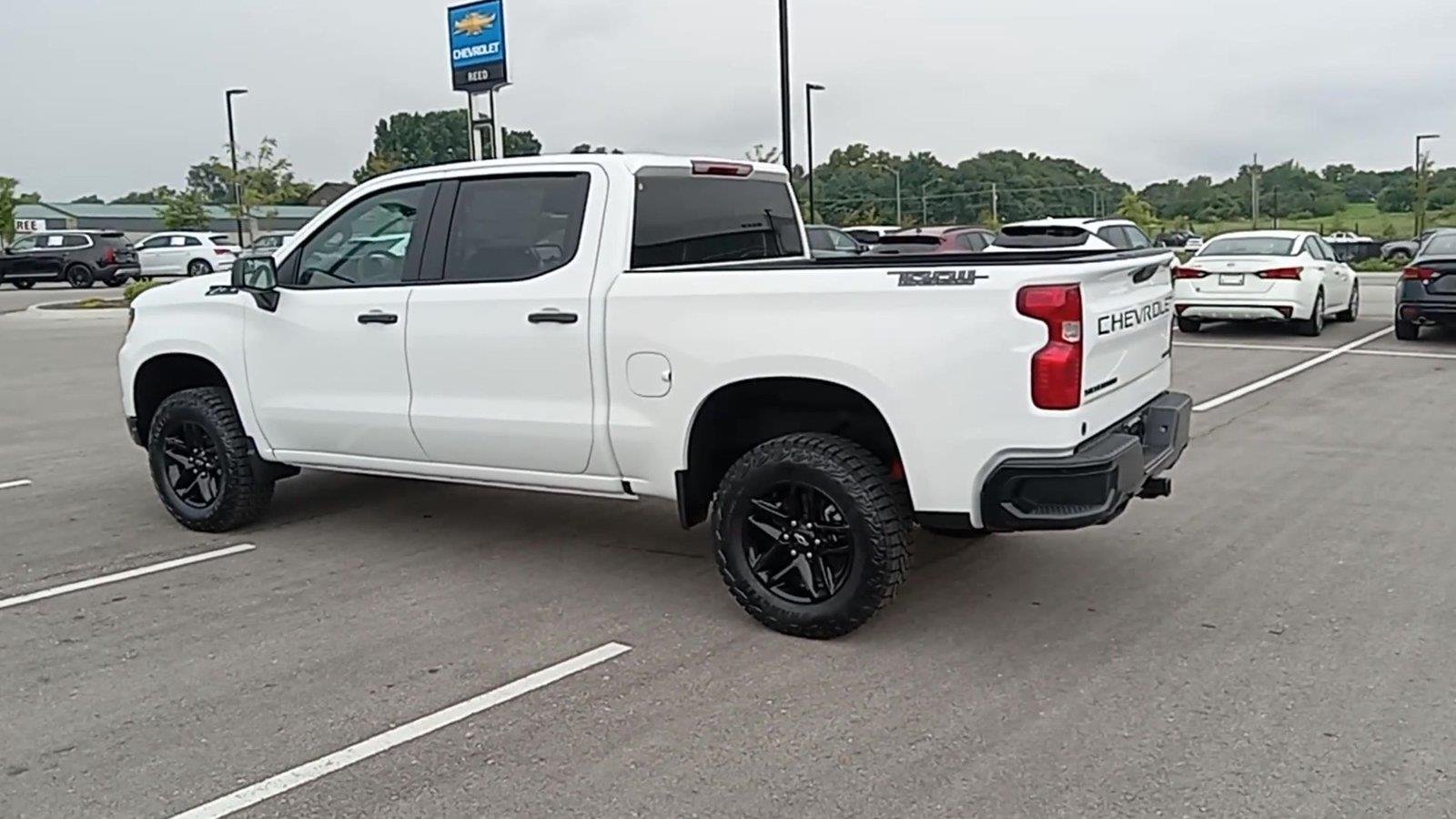 New 2026 Summit White Chevrolet Custom Trail Boss image 6