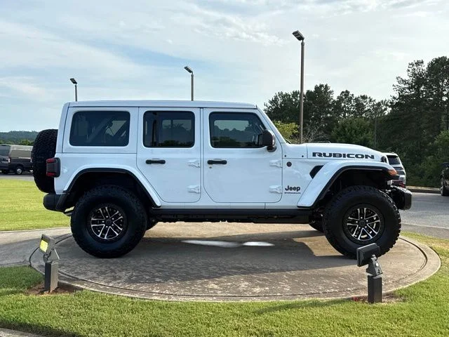 New 2026 Bright White Clearcoat Jeep Rubicon X image 9