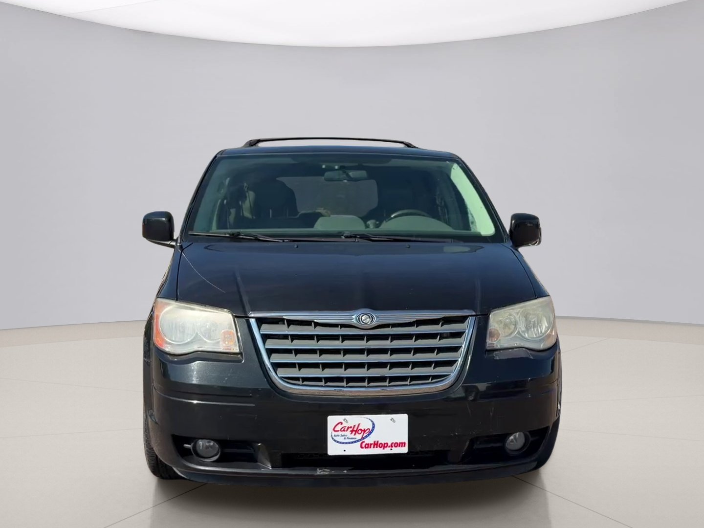 2010 Chrysler Town & Country Touring - Photo 8