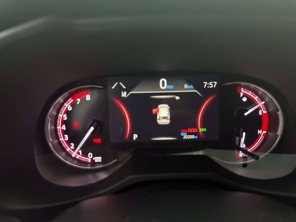 Used 2024 Wind Chill Pearl Toyota XLE Premium image 11