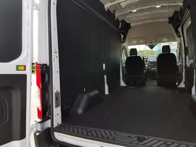 New 2026 Oxford White Ford Cargo Van image 15